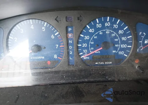 2002 Toyota Sienna Le z USA, uszkodzony, nr VIN 4T3ZF13C12U459005